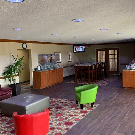 Baymont By Wyndham Evansville North/Haubstadt Warrenton Exterior photo