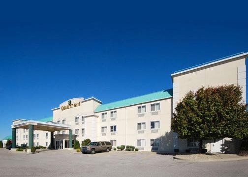 Baymont By Wyndham Evansville North/Haubstadt Warrenton Exterior photo